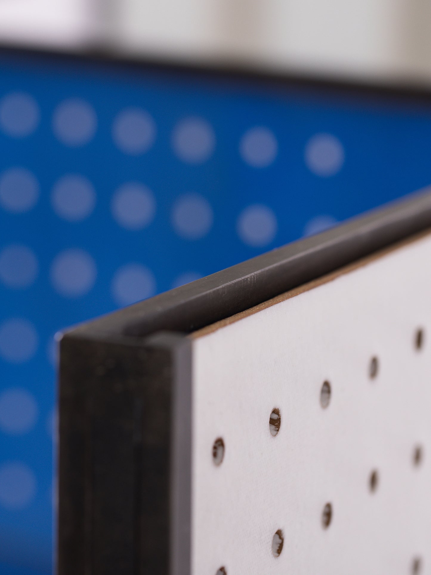 Short Cassette Folding Screen