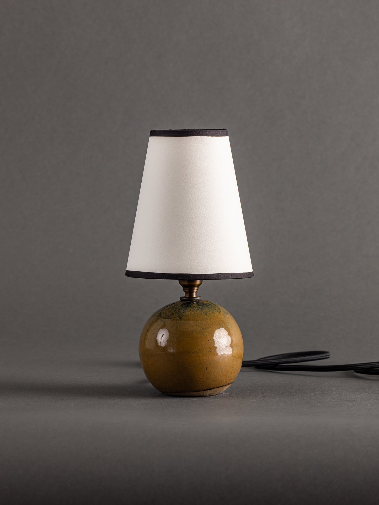 Cobble Table Lamp, Mushroom