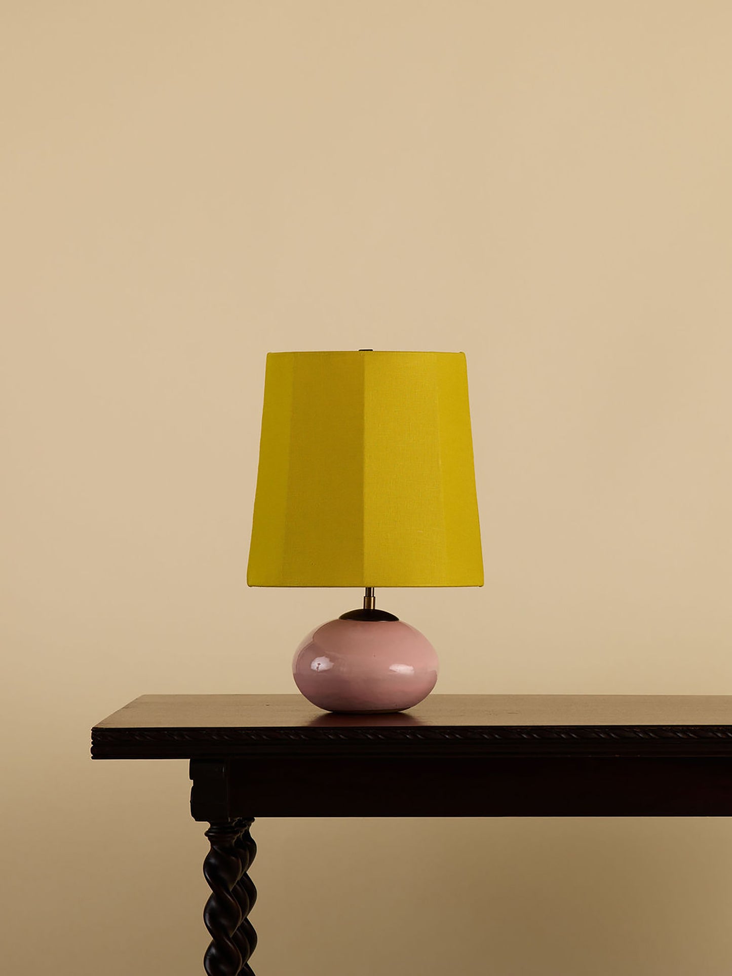 Rosa Table Lamp