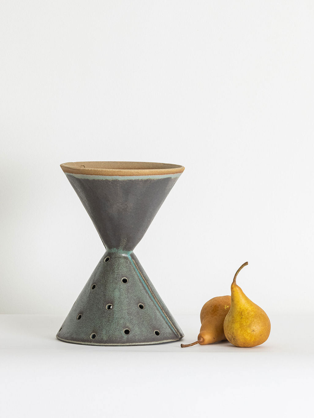 Hourglass Colander