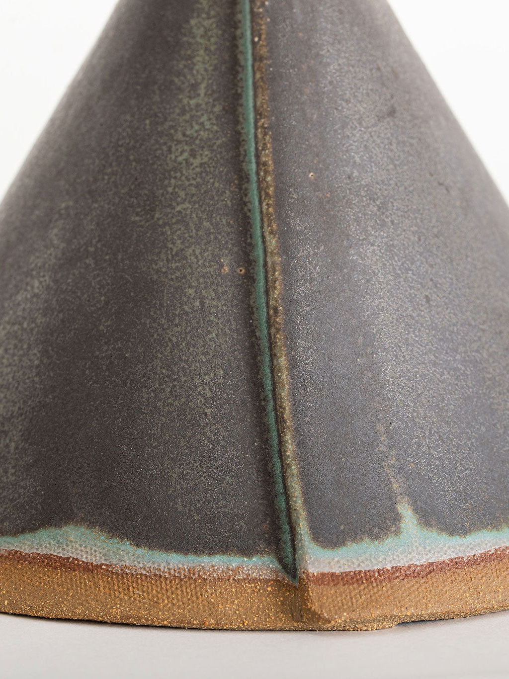 Hourglass Colander