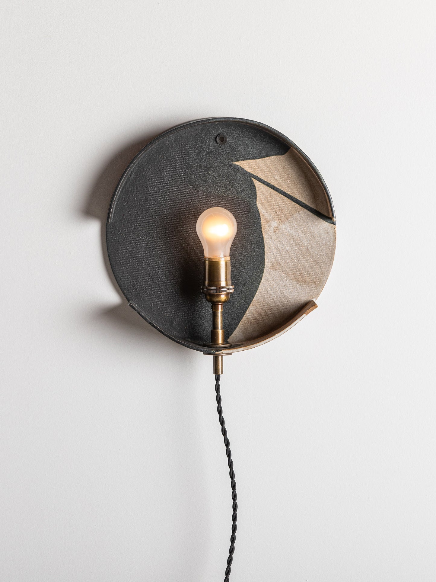 Hutton Sconce