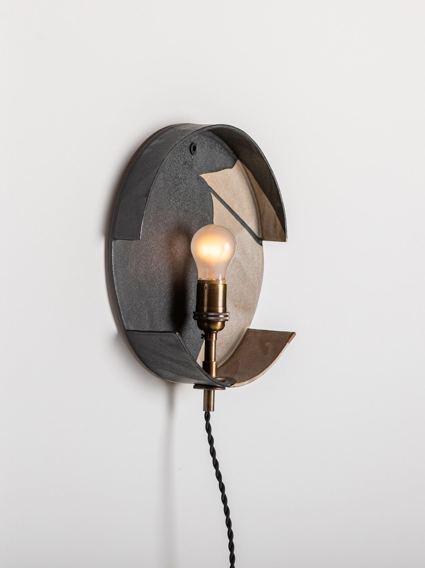 Hutton Sconce